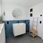 Apartment Liegeplatz 5 - Modern & Gemuetlich *